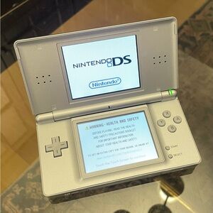 Nintendo DS Lite Console in Silver - Barely Used